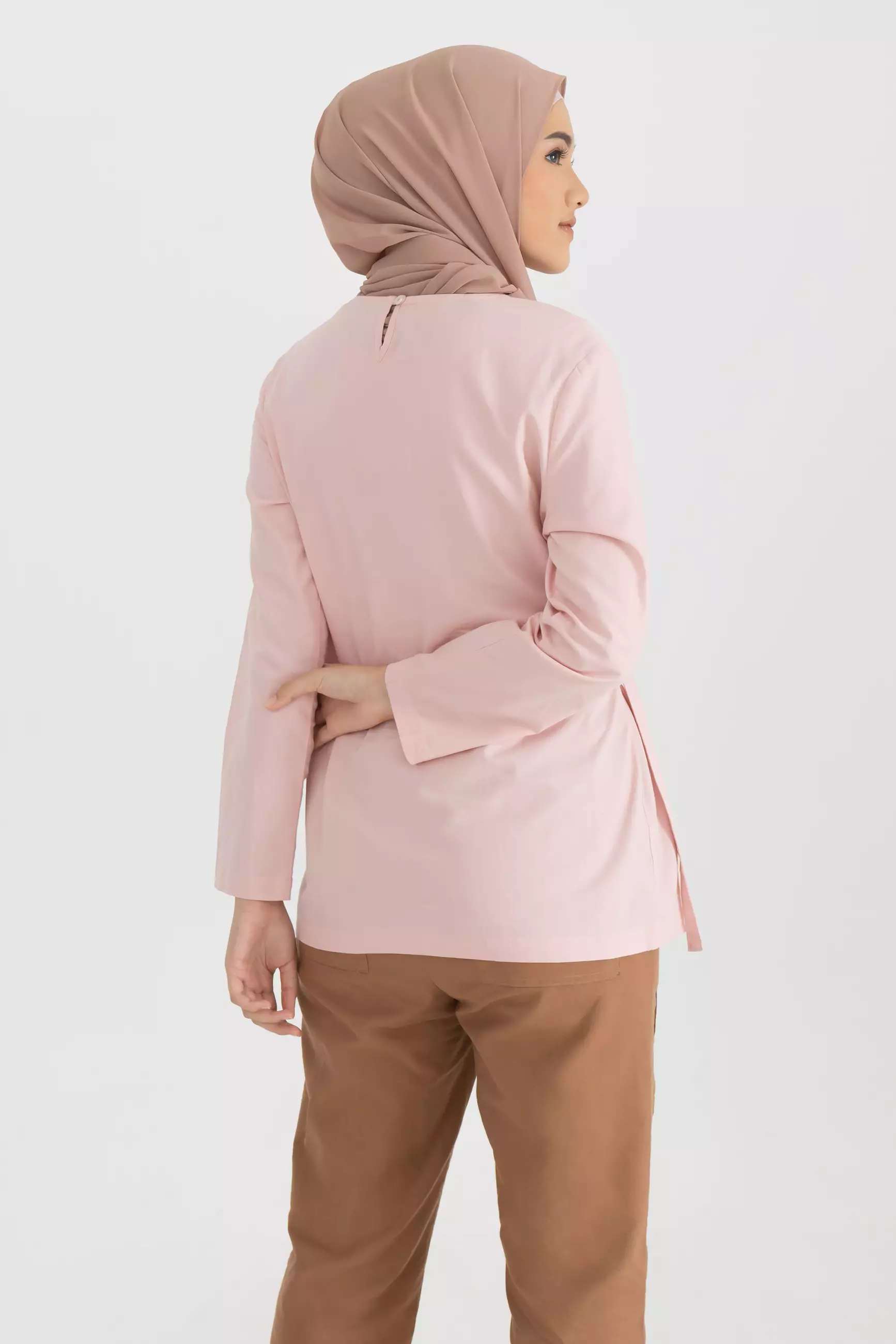 Blouse Wanita Kireina Light Pink