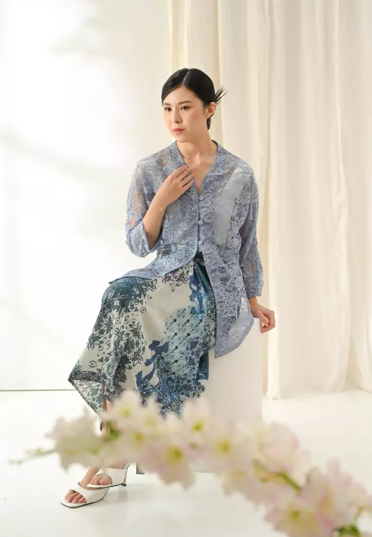 Aruna kebaya blouse