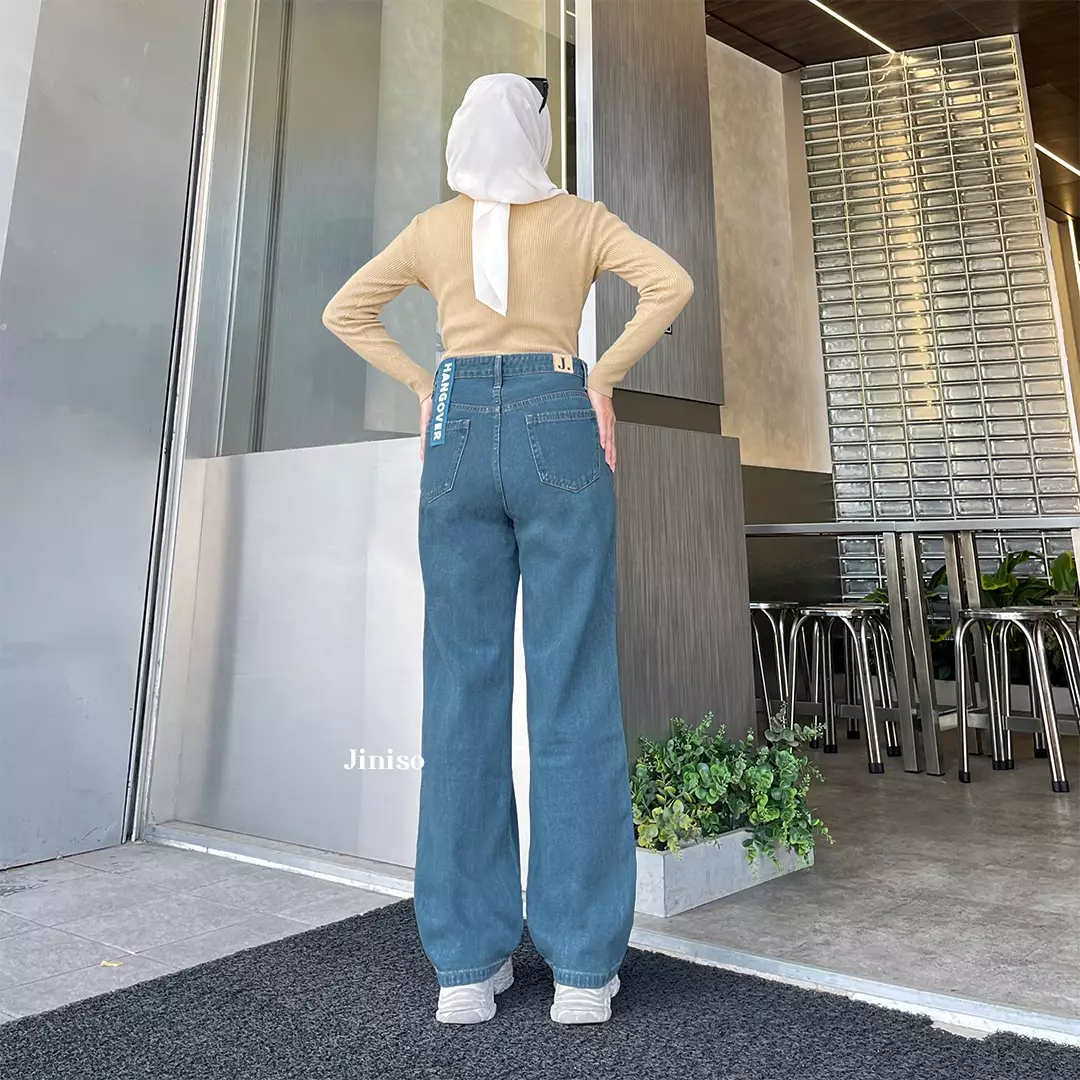 Highwaist Loose Jeans 817 HANGOVER