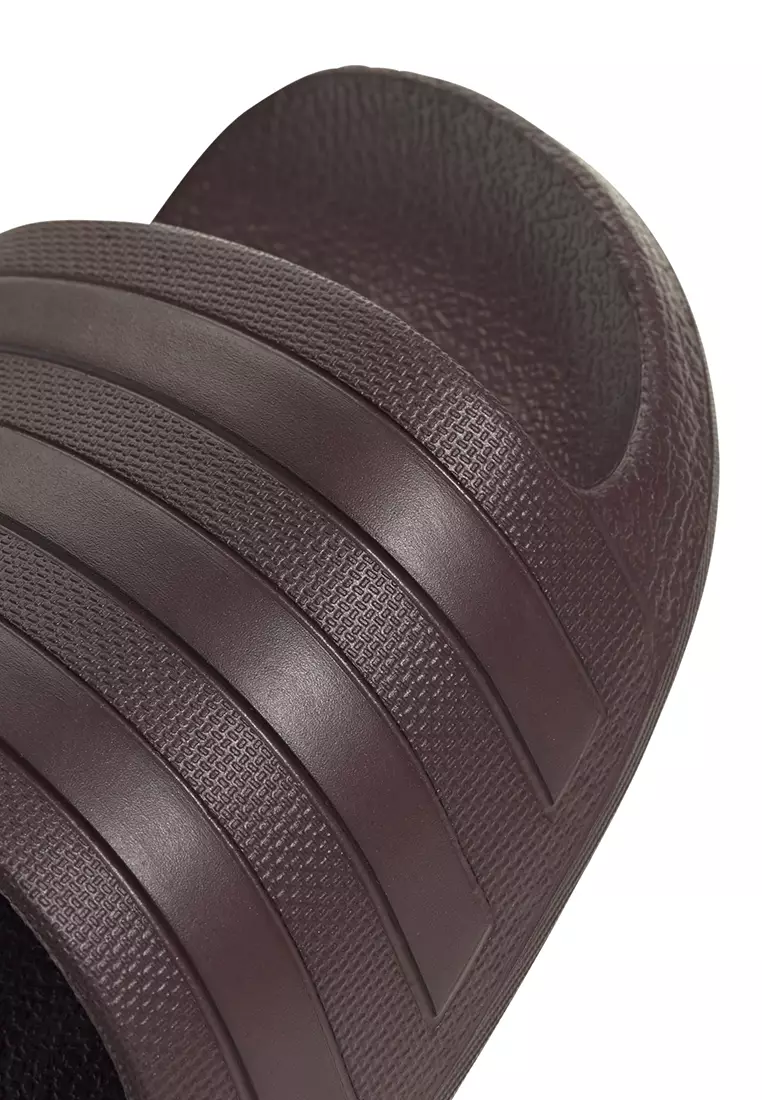 Adilette Aqua Slides