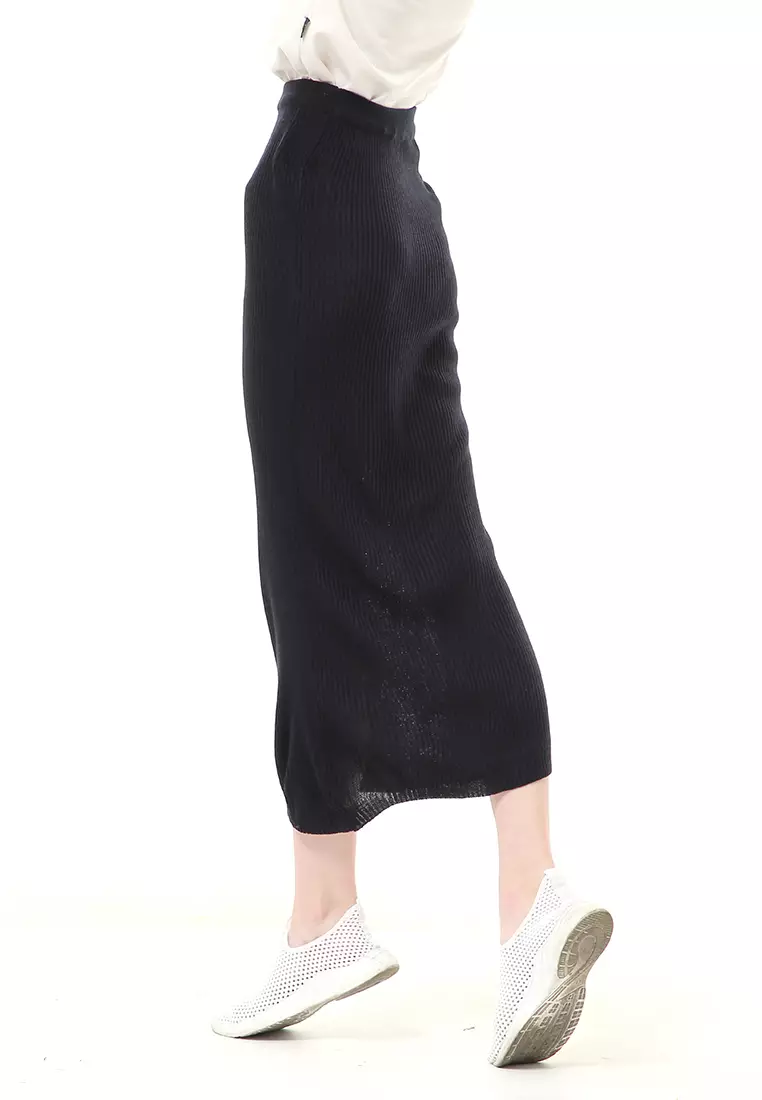 Deliana Rok Rajut Kancing Bawahan Wanita Premium Quality - Hitam