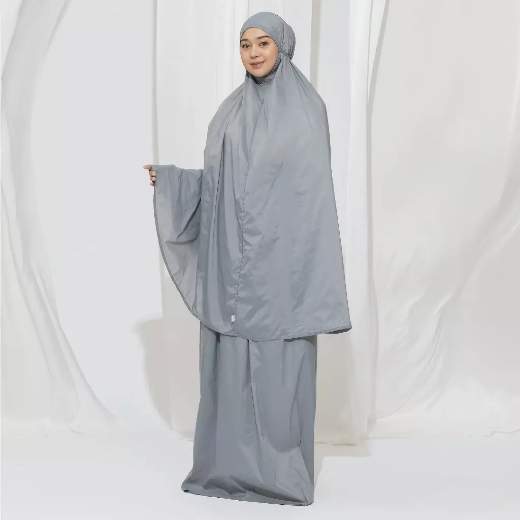 Madda Prayer Set Soft Blue Grey New