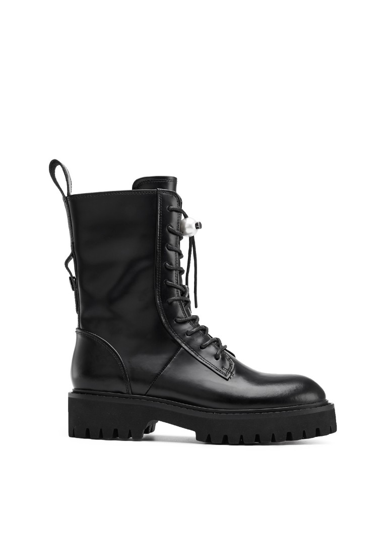 Ladies In The Name Of Love Lace Up Bootie 5563 Black