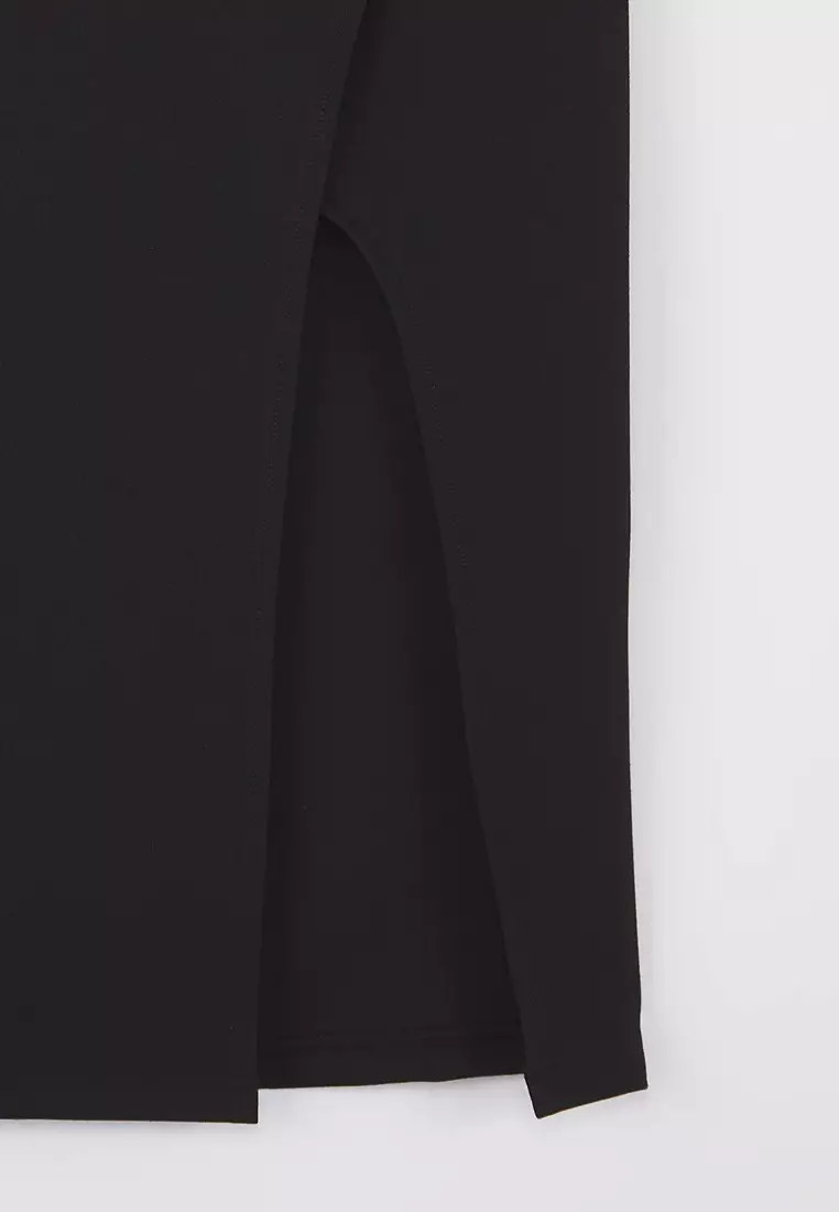 Plus Size Slit Stretch Midi Skirt