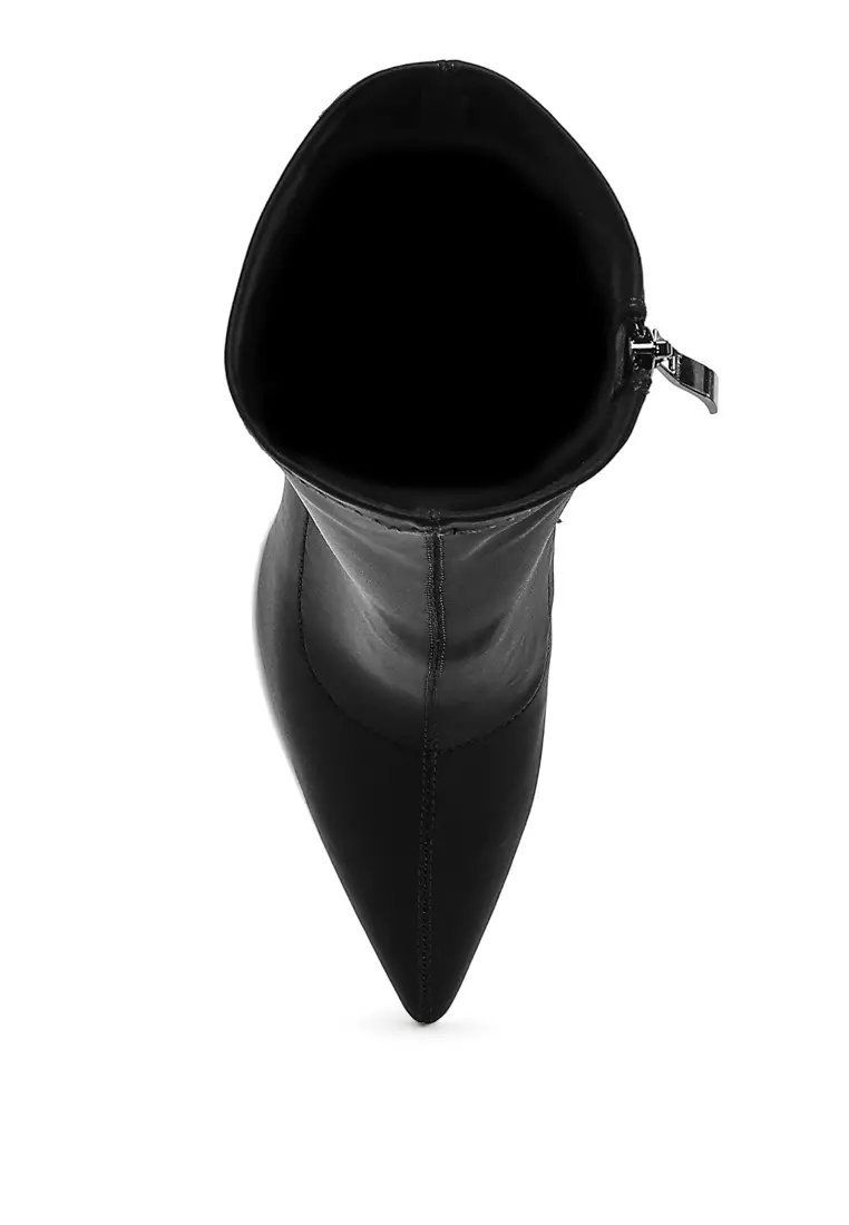 Sepatu Bot Platform Kontras dengan Detail Kaus Kaki dalam Warna Hitam/Putih