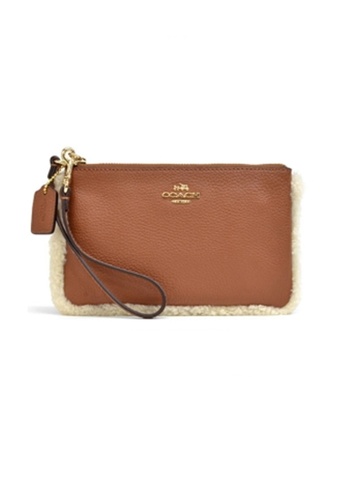Coach COACH SMALL WRISTLET IN LEATHER AND SHEARLING (F64709) - Saddle/Natural 9103CAC46D1204GS_1