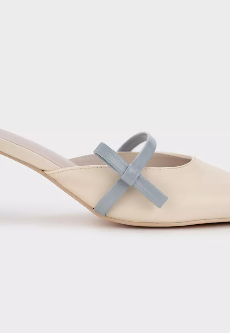 SCULPTURE HEEL MULE WITH BOW DETAIL