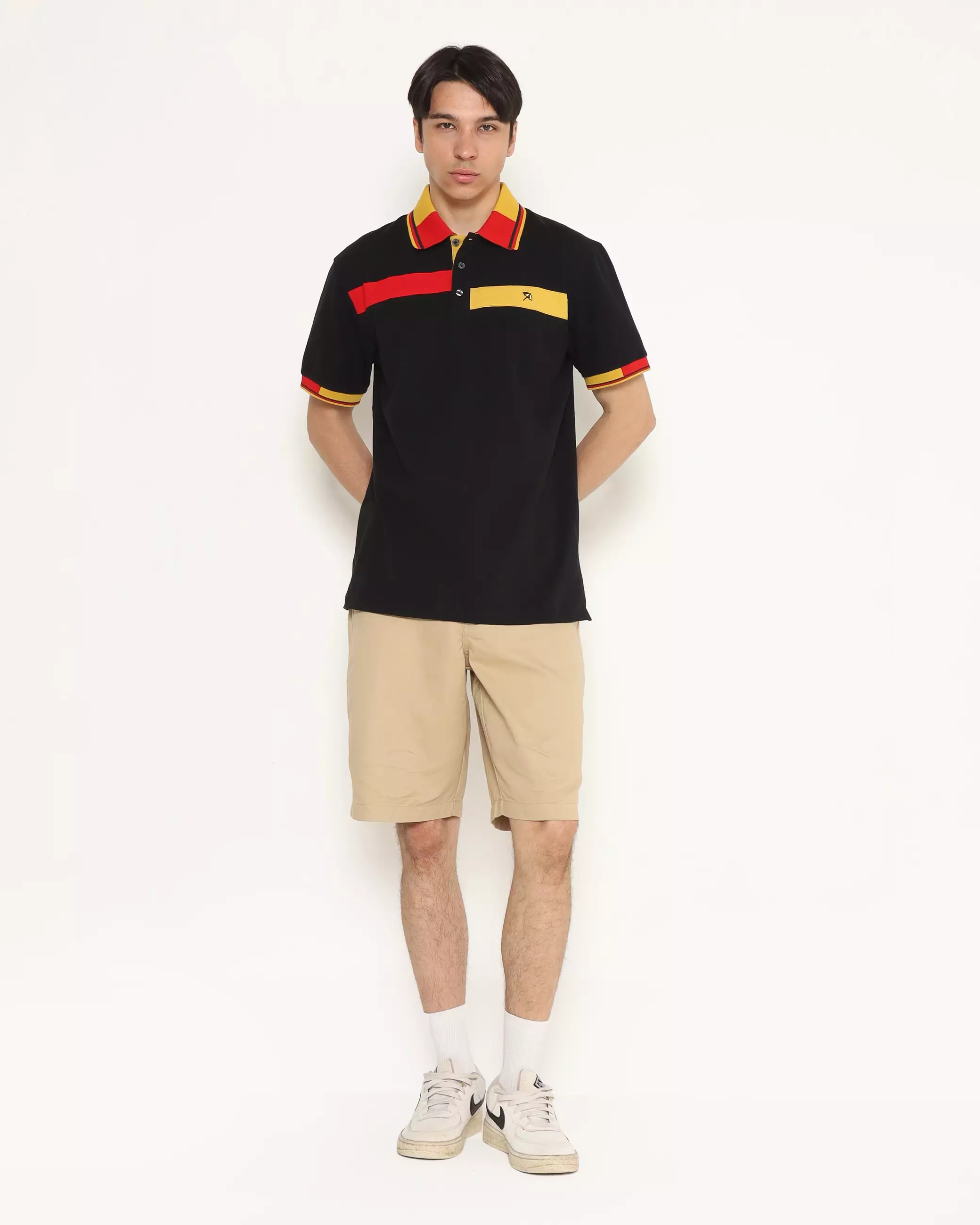 MEN'S BLACK POLO SHIRT WITH COLOR COMBINATION