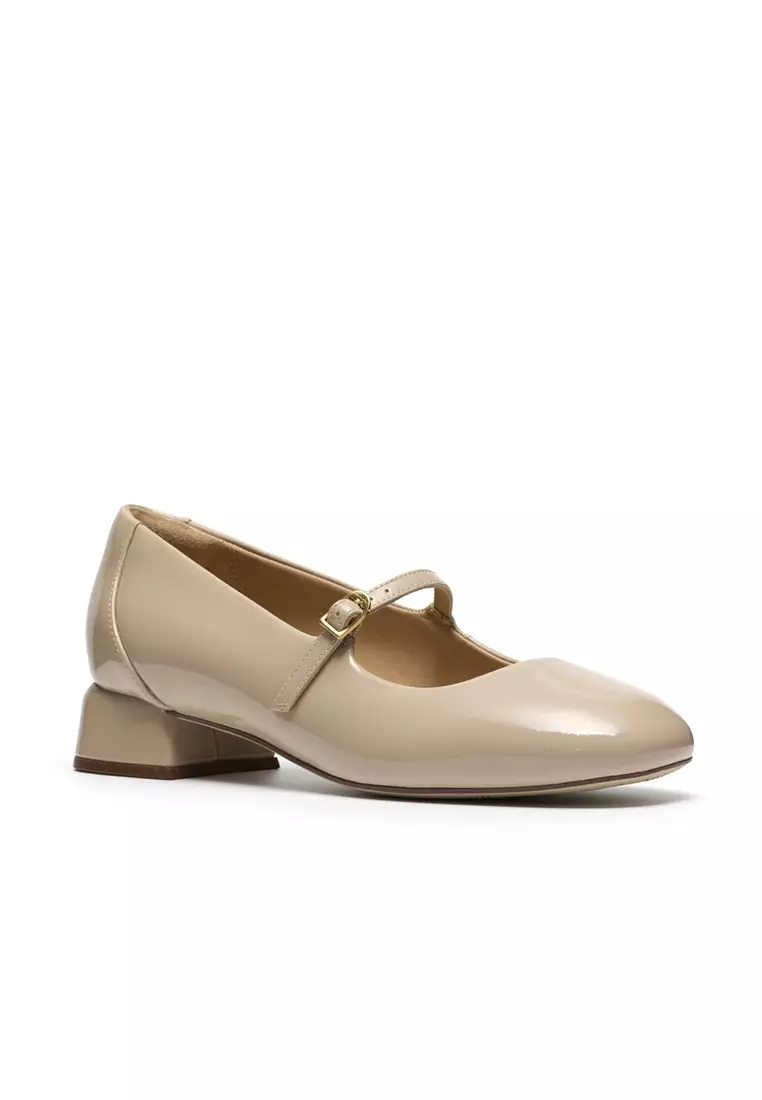 Womens Daiss30 Bar Shoes - Beige Patent