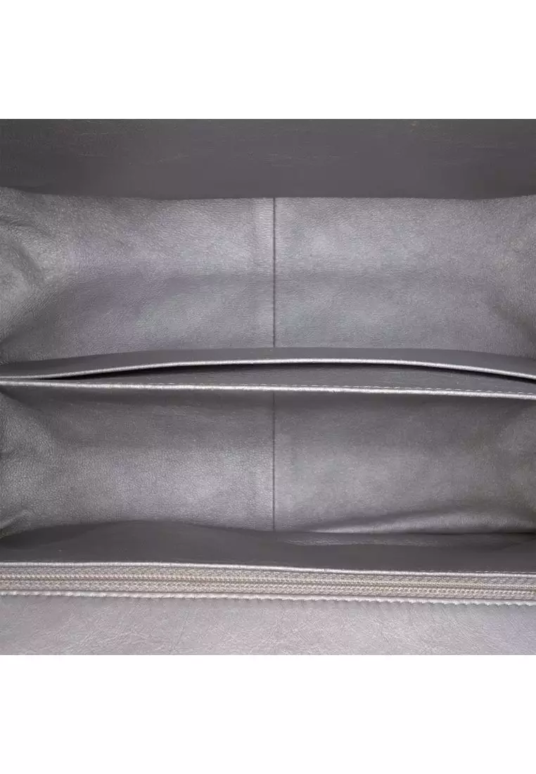 Pre-Loved Chanel Quilted Aged Calfskin Reissue 2.55 Double Compartment Single Flap 226