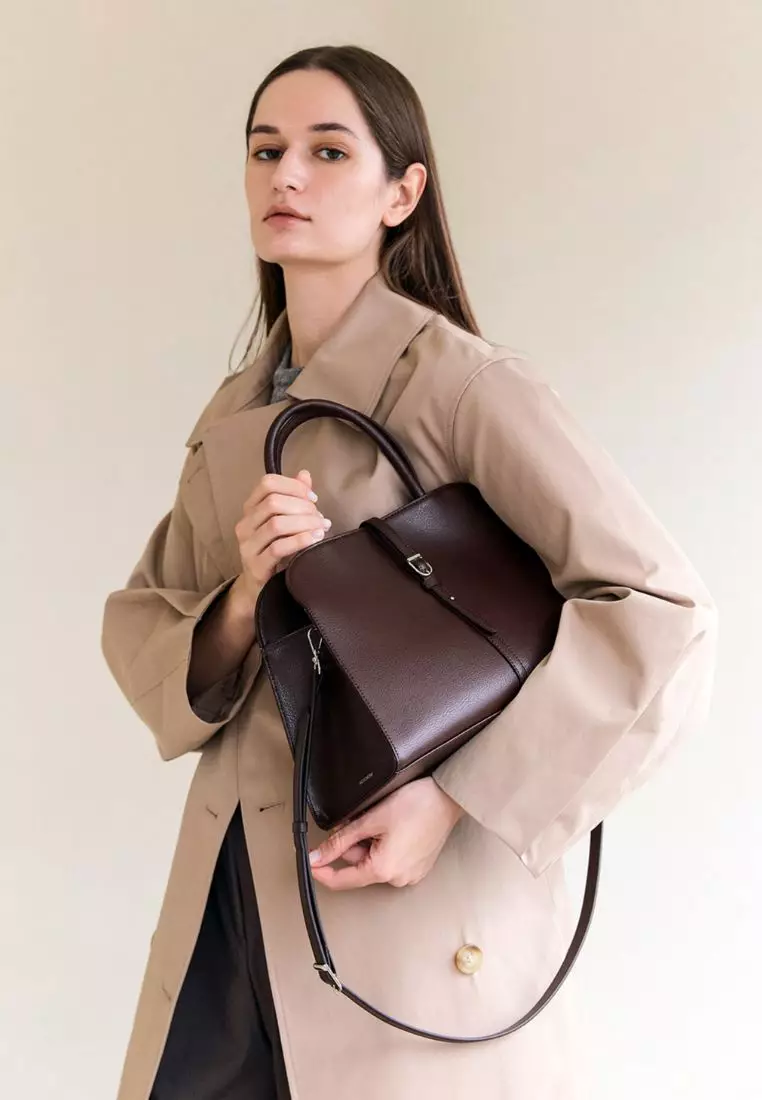 Jual Monorow Blanc Medium Burgundy Brown Original 2026 | ZALORA