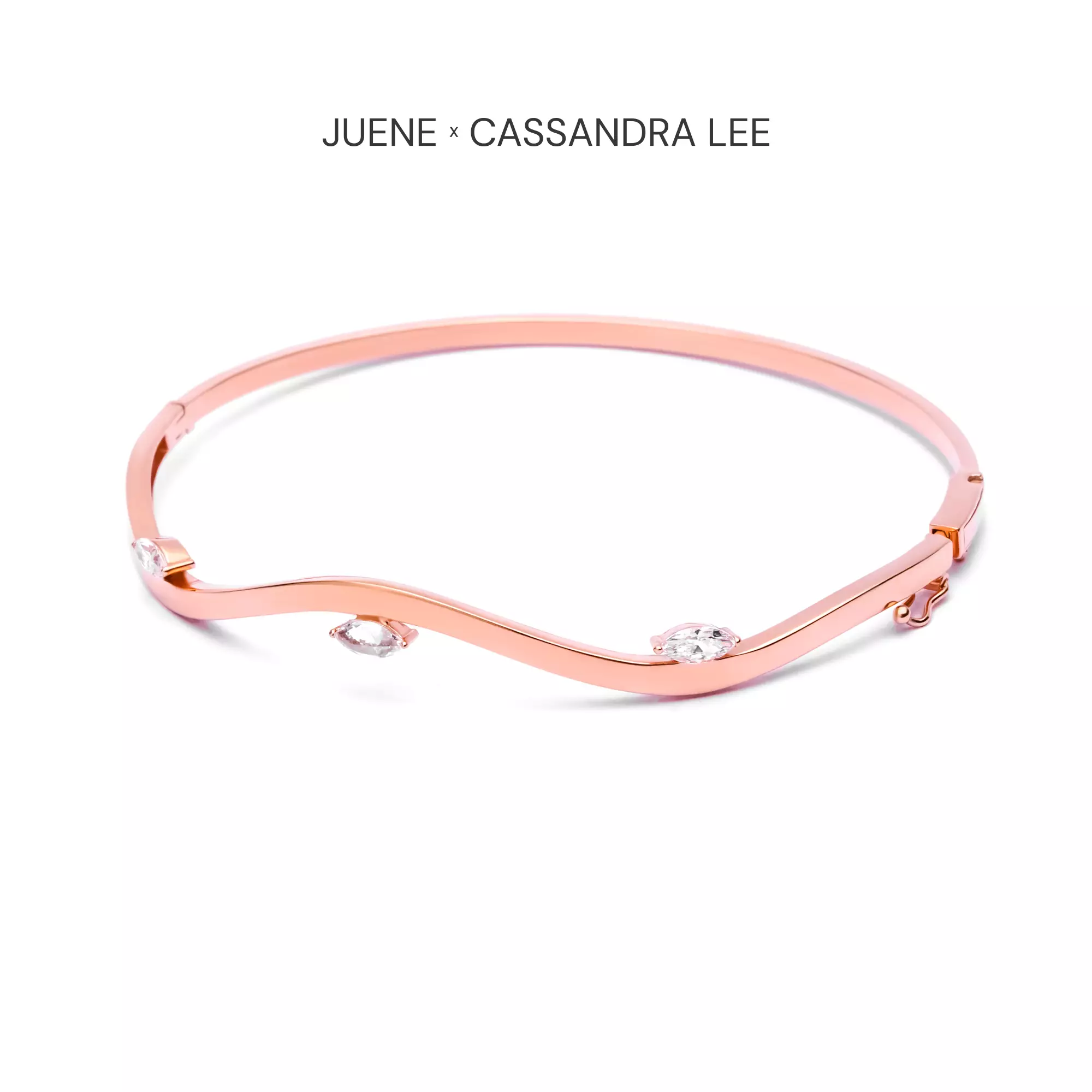Gelang Emas 7k - Wavey Gold Bangle - Juene x Cassandra Lee Enchanted Collection - Juene Jewelry