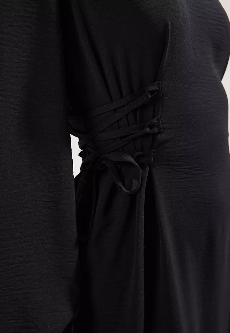 Black Judge Collar Waist Brit Aerobin Woven Dress TCTSS25EB00082