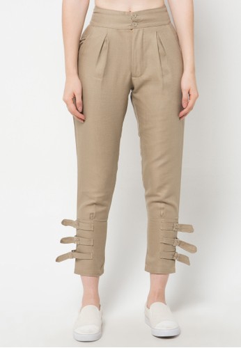 Pants With Buckle