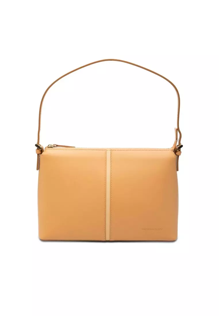 Pre-Loved Burberry Leather Shoulder Bag