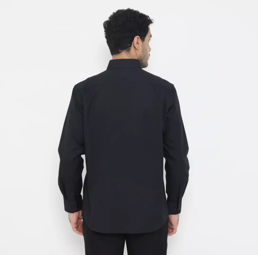 Jobb Montana Kemeja Pria Lengan Panjang Regular Fit Hitam Colour Black