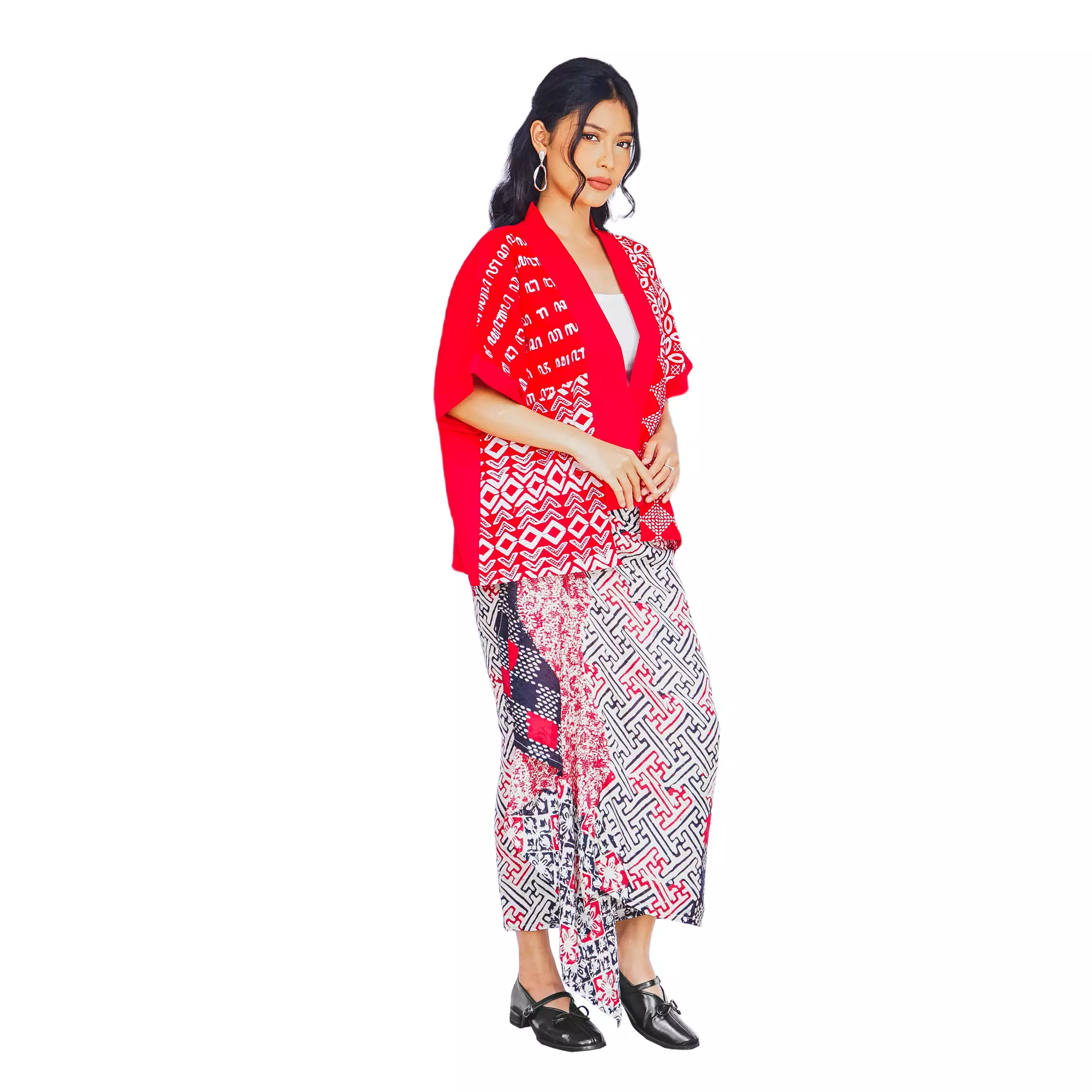 Blazer Batik Wanita - Bhatara Batik Agustus - Atasan Batik Modern Lengan Pendek