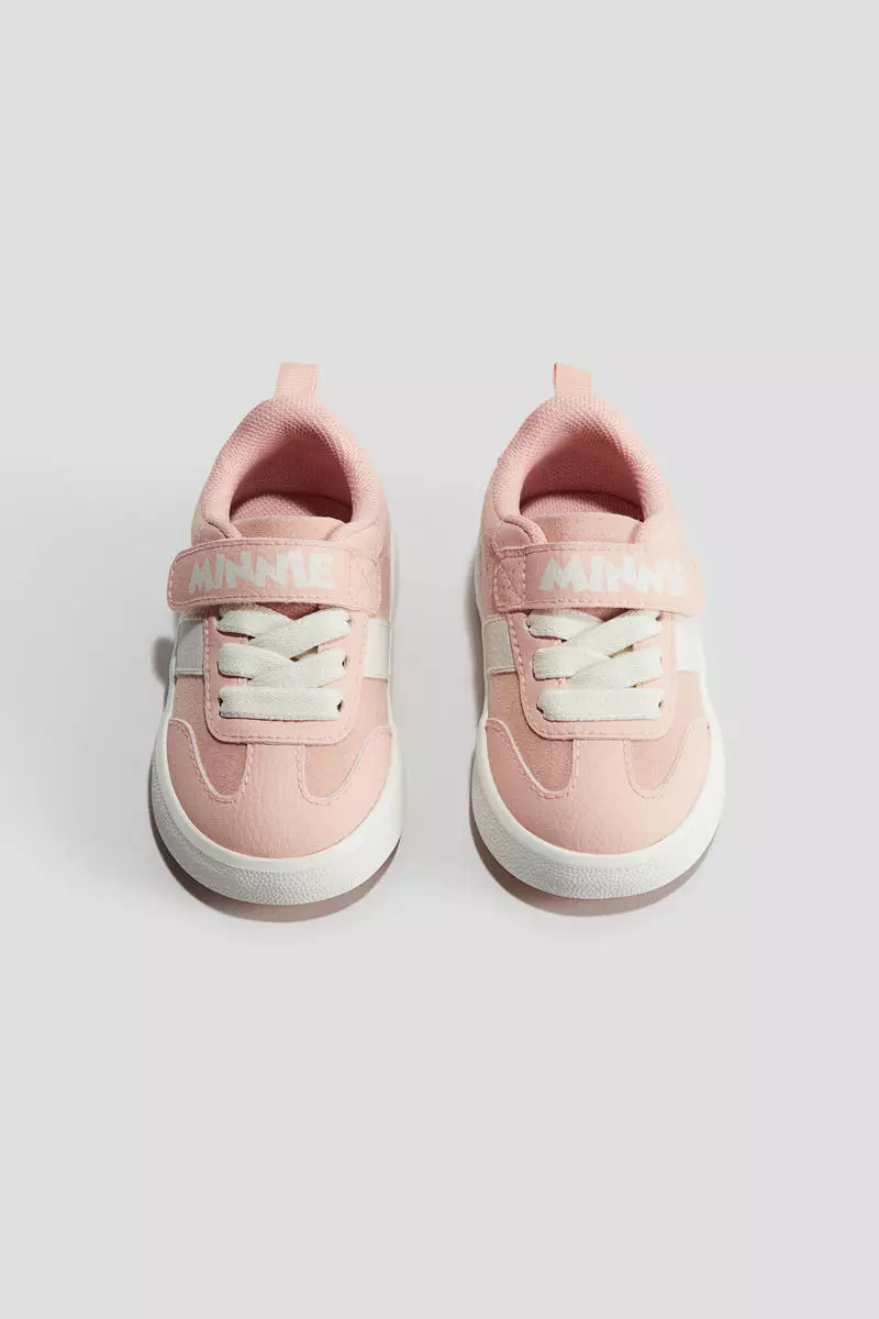 Discount on H&M  shoes - SKU: Printed trainers