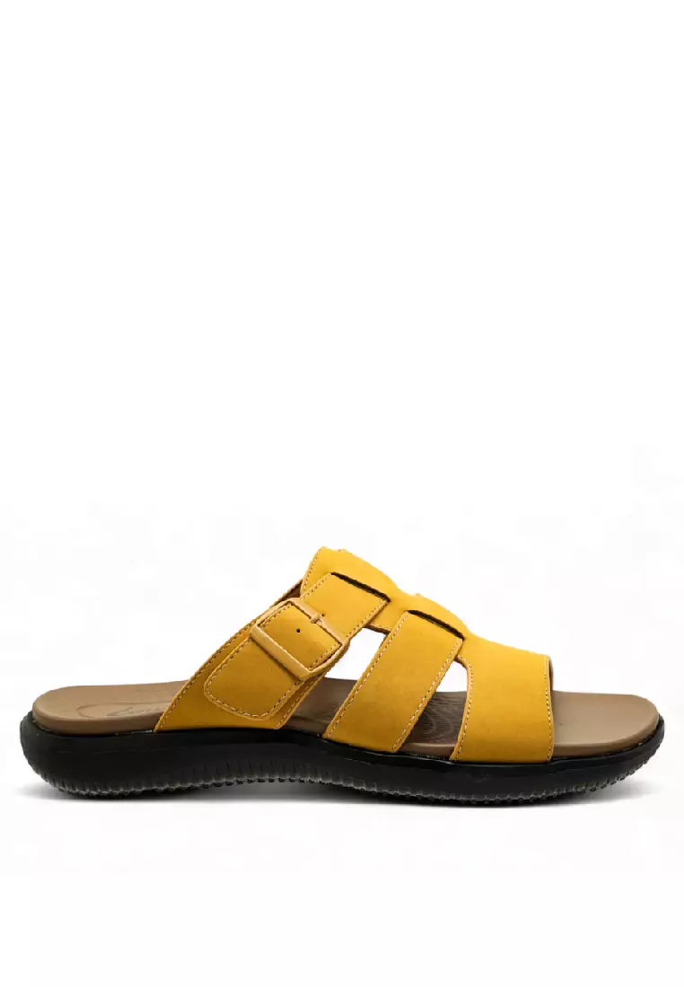 Discount on Louis Cuppers  shoes - SKU: Louis Cuppers Men Slip On Faux Leather Classic Casual Sandals - 250141255
