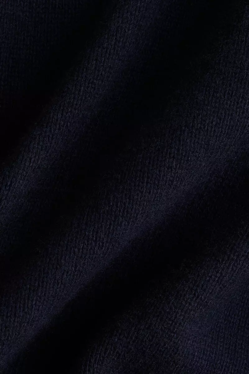 Cashmere-blend jumper