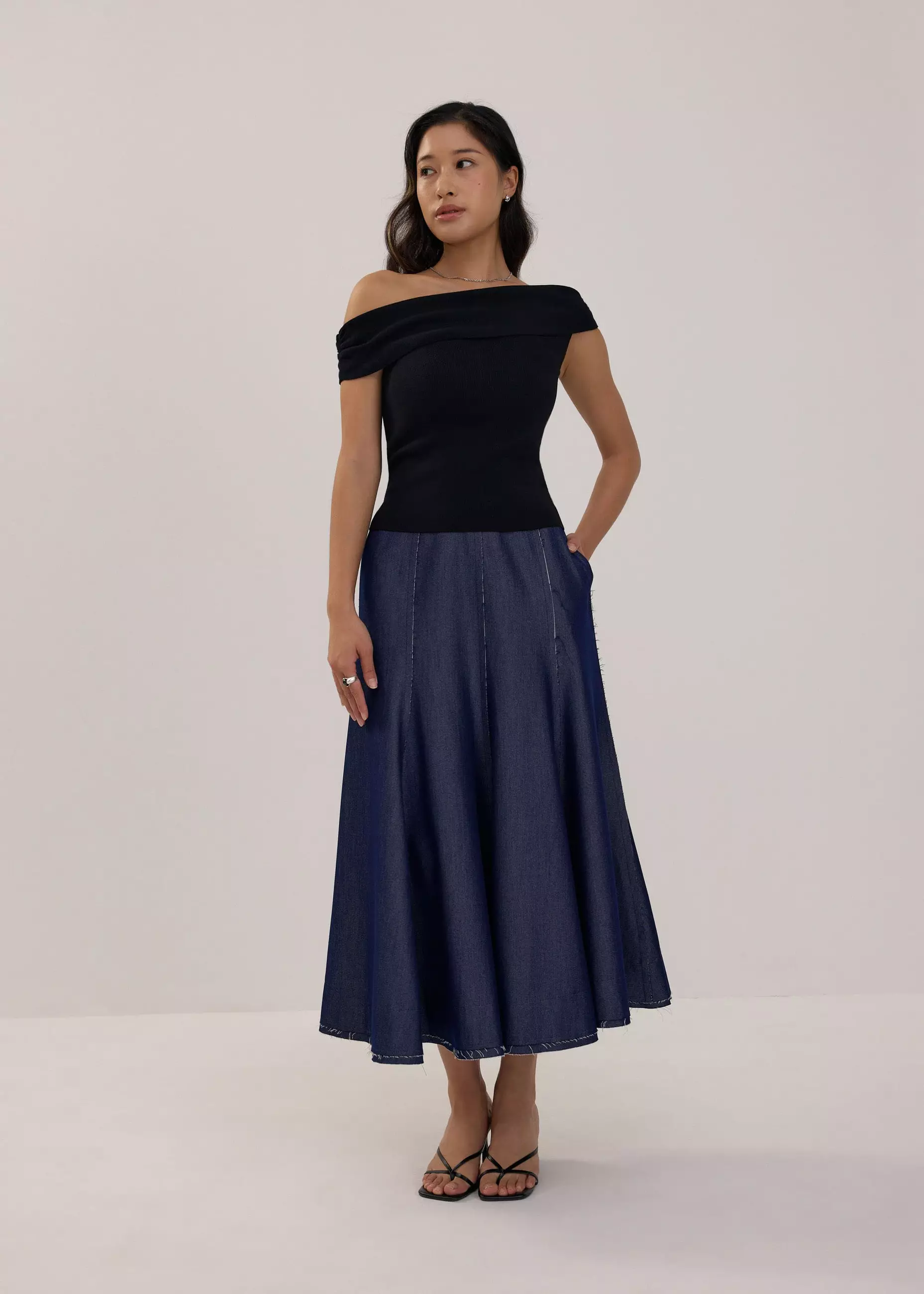 Rok Wanita - Chambray Flare Maxi Skirt
