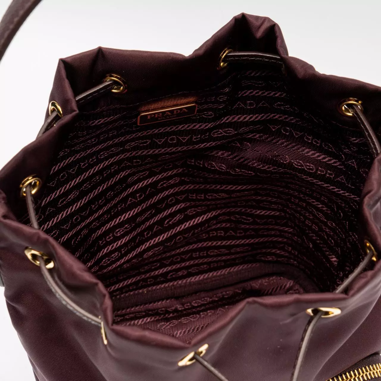 Duet Re-Nylon Bucket Shoulder Bag Burgundy