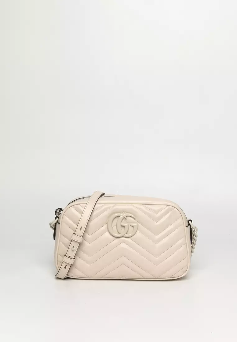 Chanel mini 22, Women's Fashion, Bags & Wallets, Shoulder Bags on Carousell