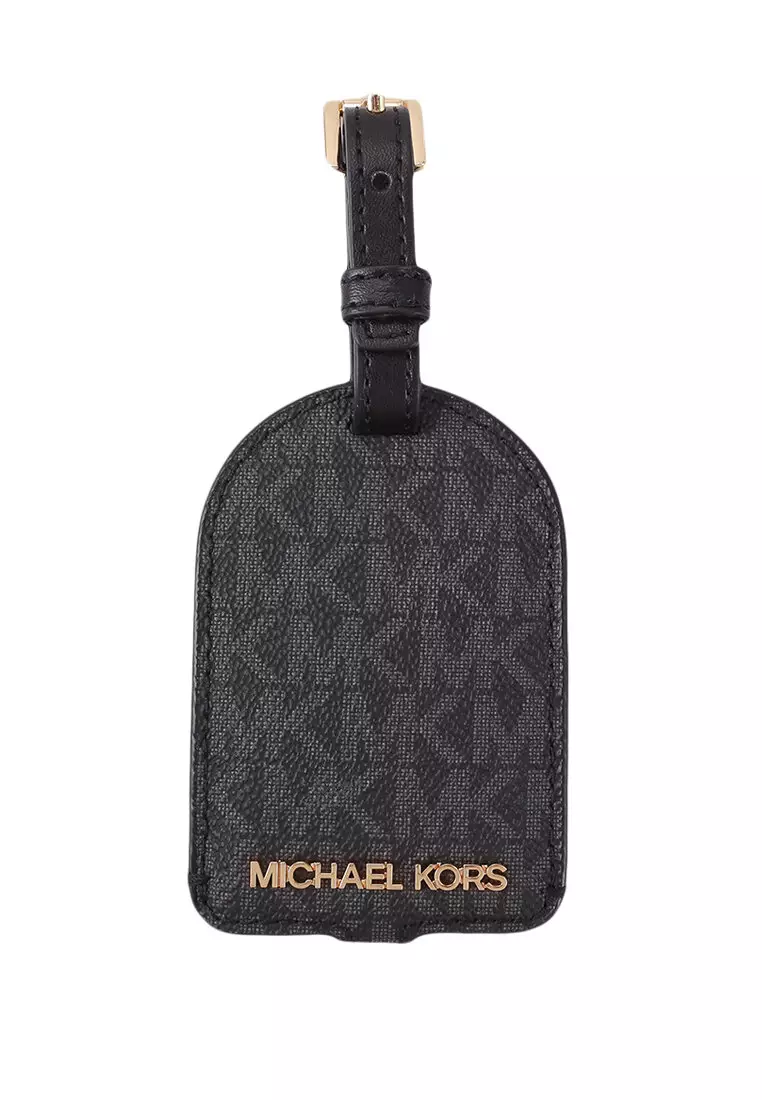 Michael kors passport outlet holder and luggage tag
