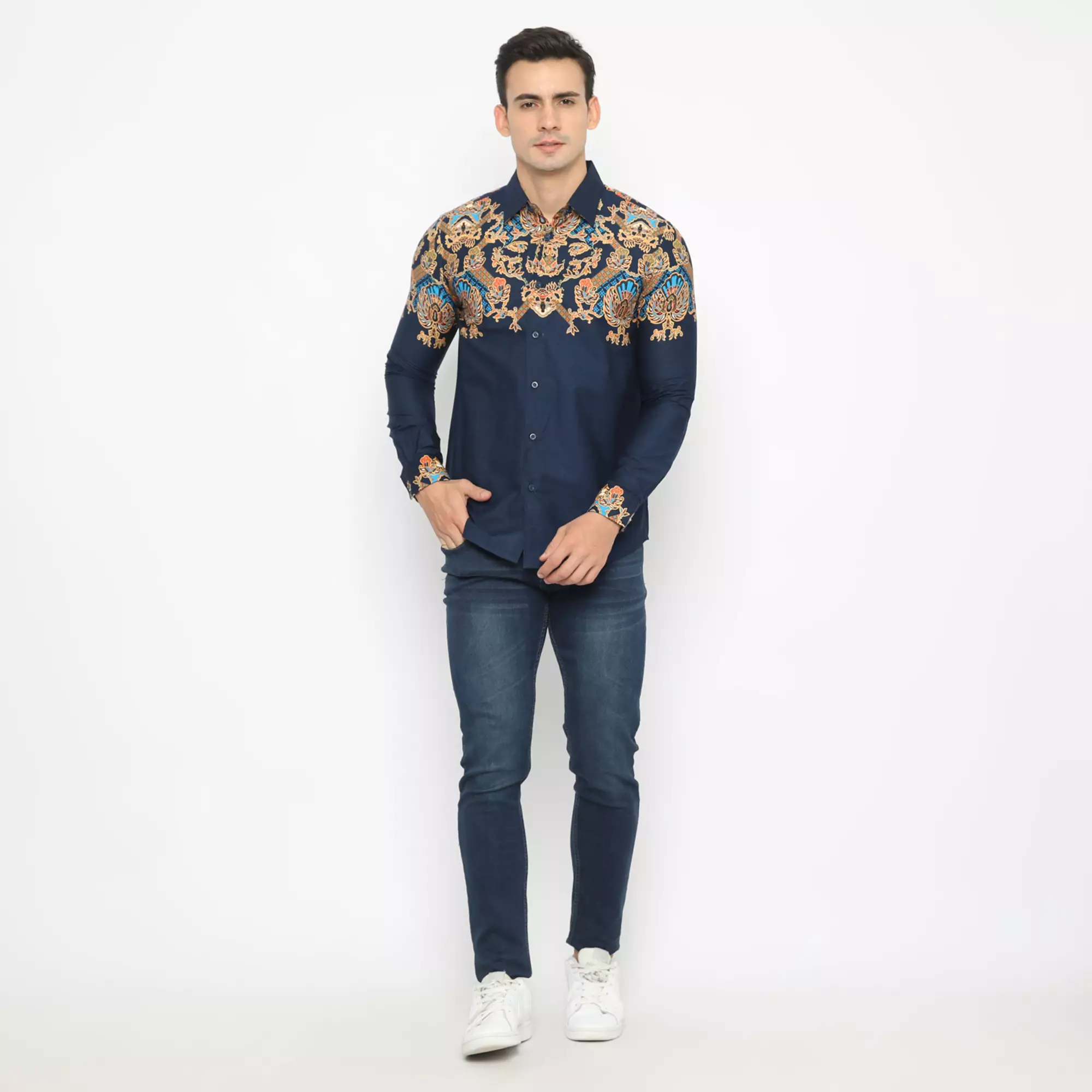 Platini Kemeja Batik Pria Lengan Panjang Katun Navy 36018