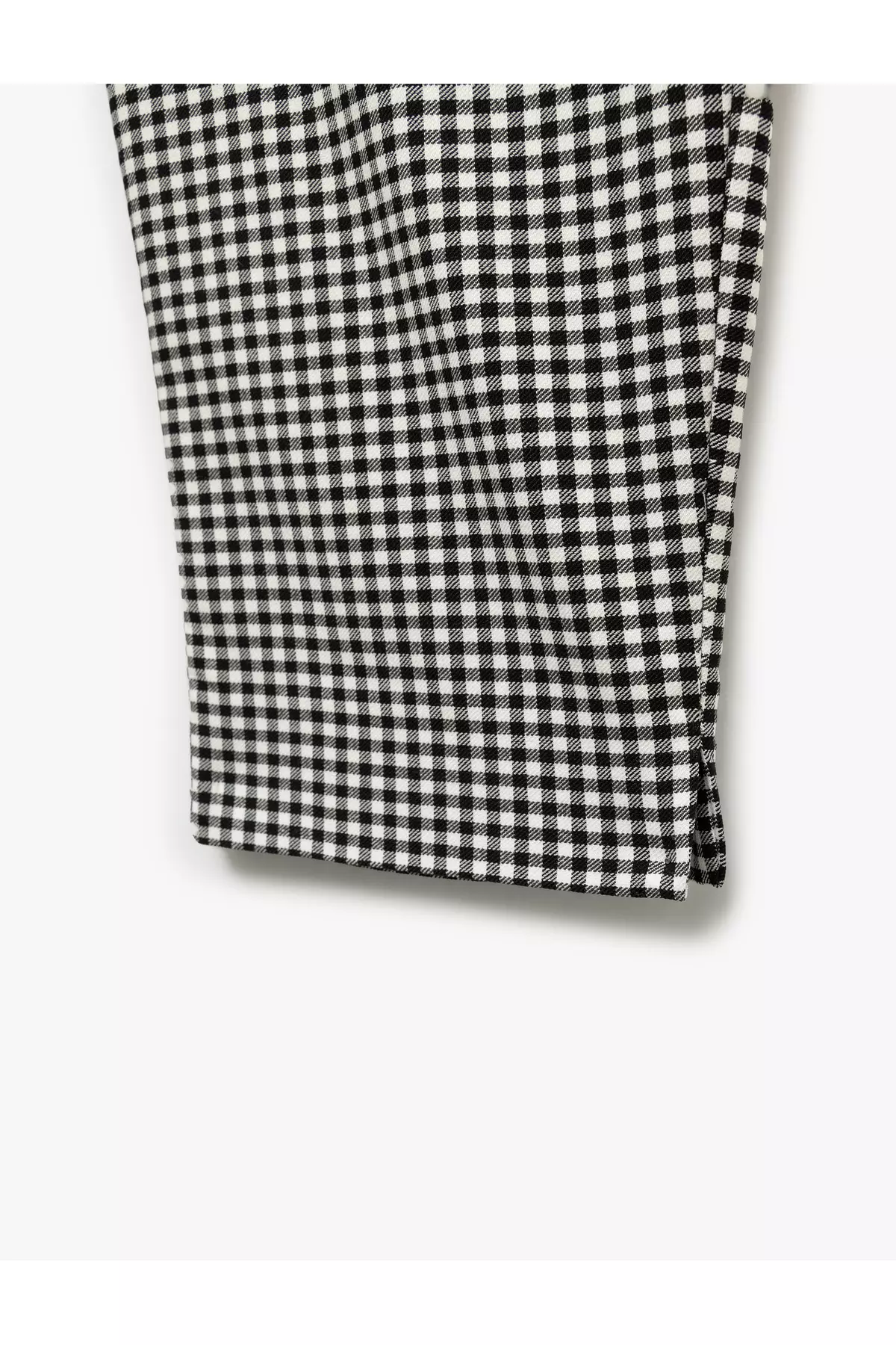 Viscose Fabric Gingham Skinny Fit Pocket Capri Trousers