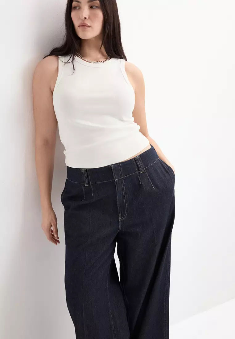 Wide Leg Mid-Rise Jeans