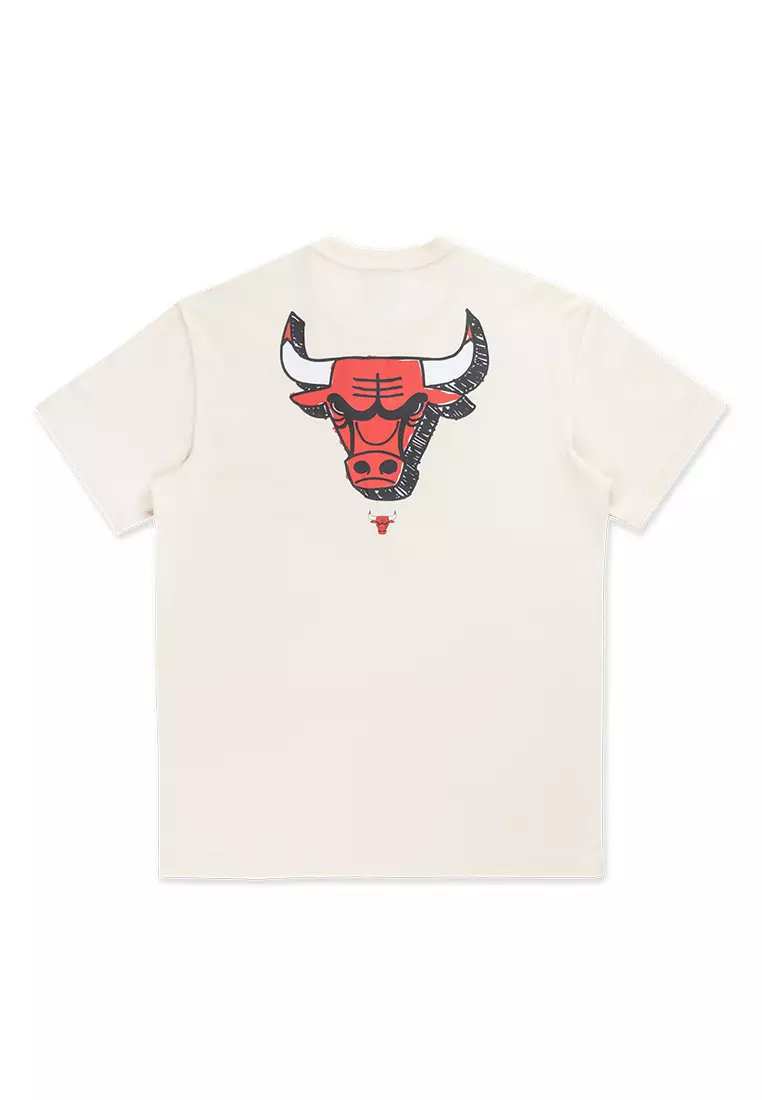 NE Chicago Bulls NBA Doodles Chrome White COOLERA Short Sleeve T-Shirt