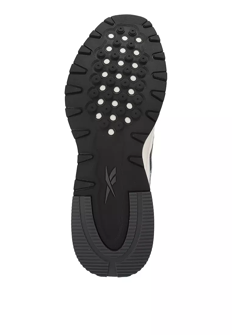 Classic Leather 2400 Shoes