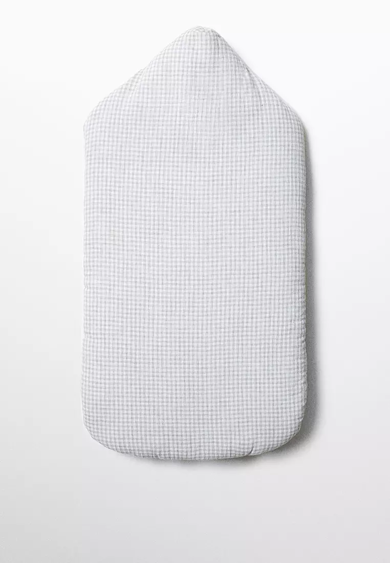 Hooded deals baby carrier