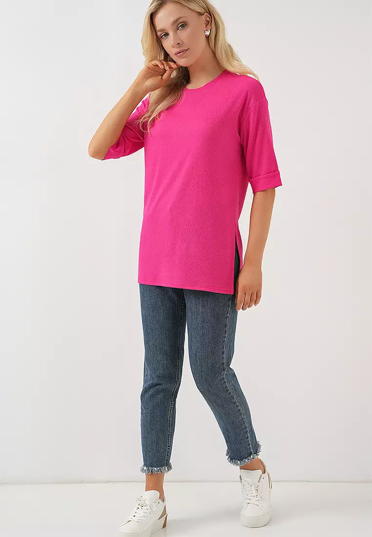 4332 Knitted T-Shirt With Side Slits - Fuchsia