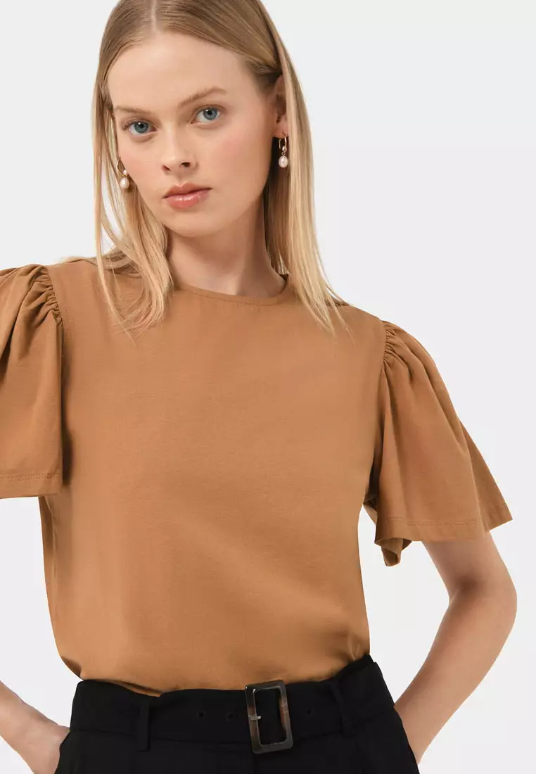 Cayla Gathered Sleeve Tee
