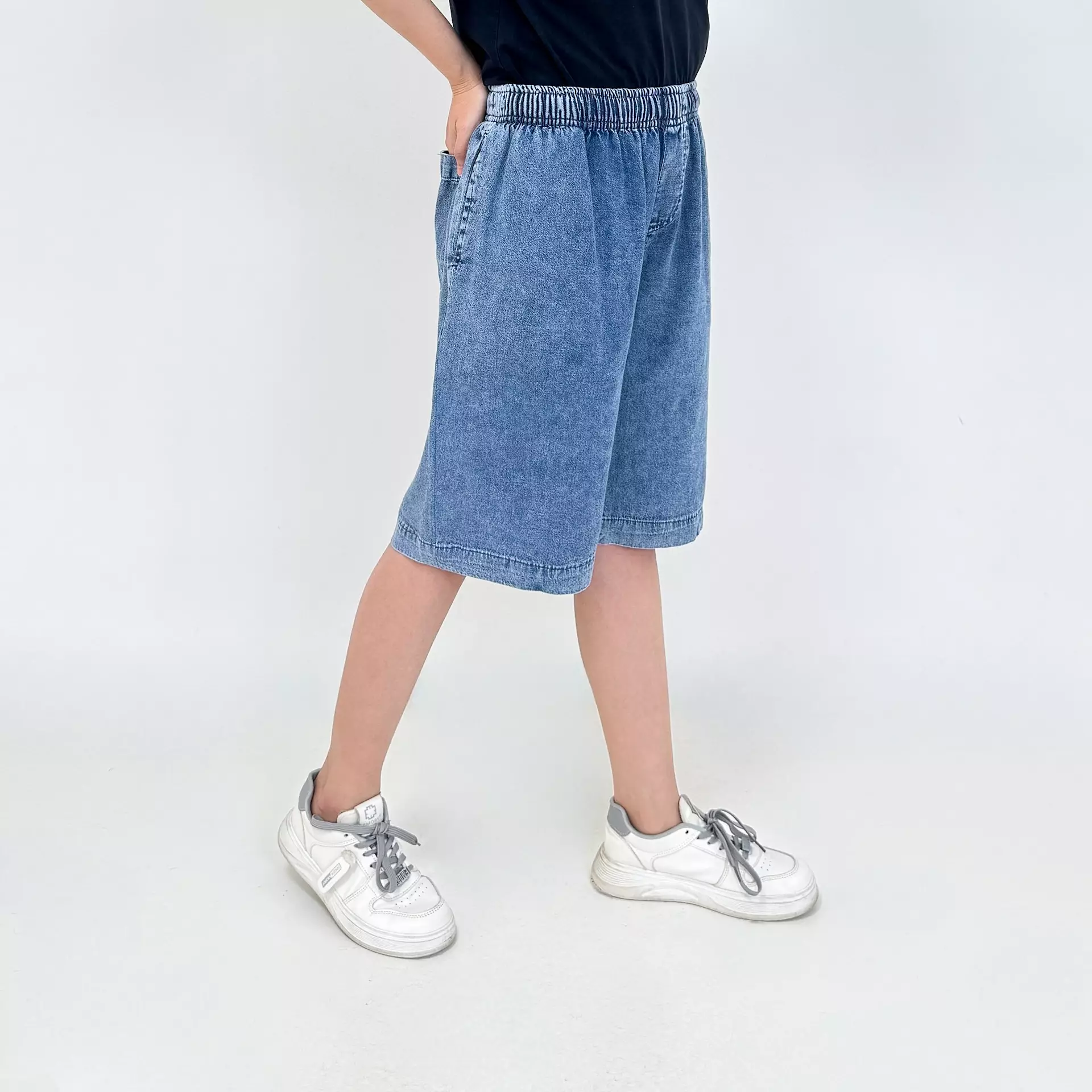Joey Short Pants Jeans - Celana Pendek Santai Wanita SNOW