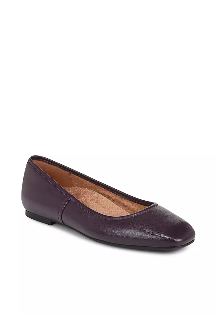 Discount on Vionic  shoes - SKU: Hyacinth Orinda Women's Flat Shoes