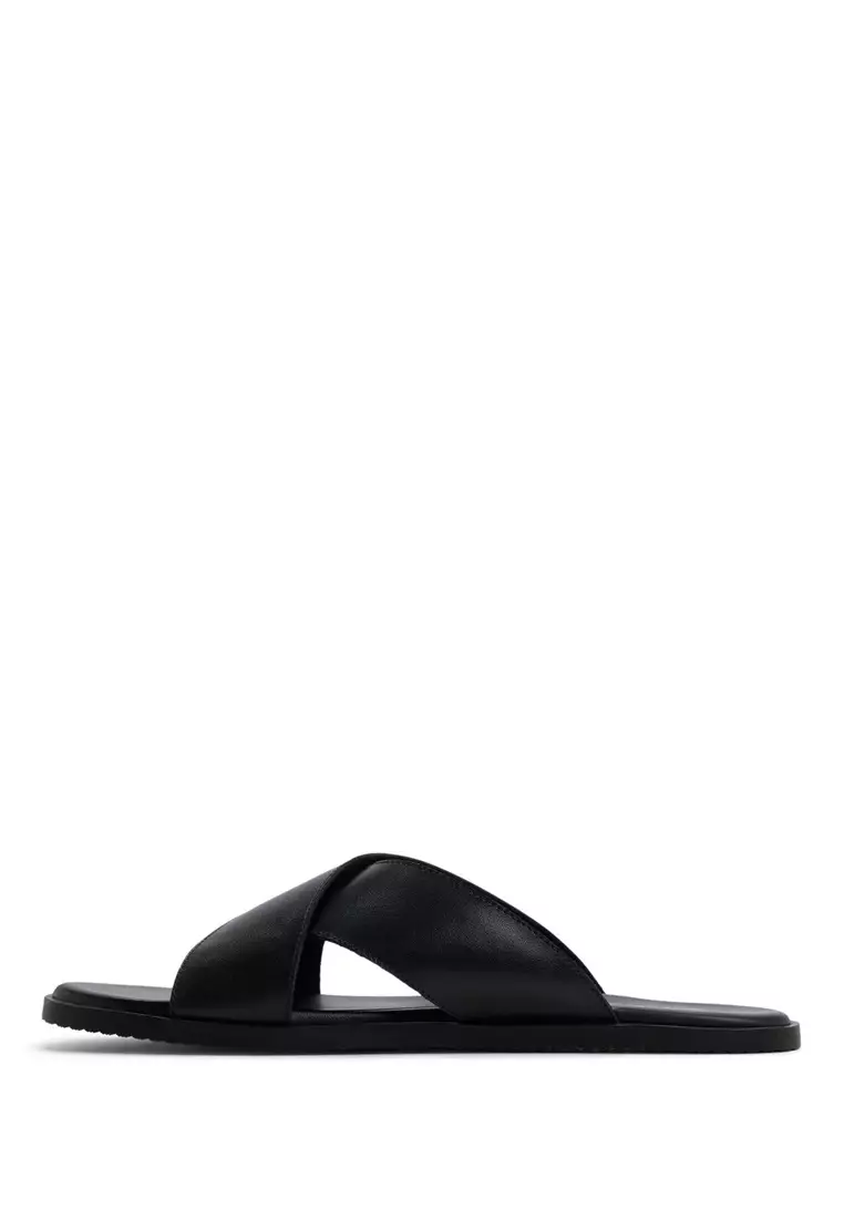 Erik Sandals