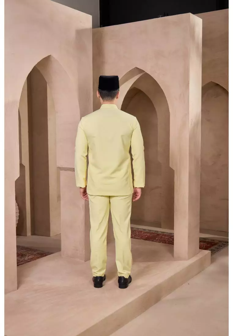 Baju Melayu Mahkota