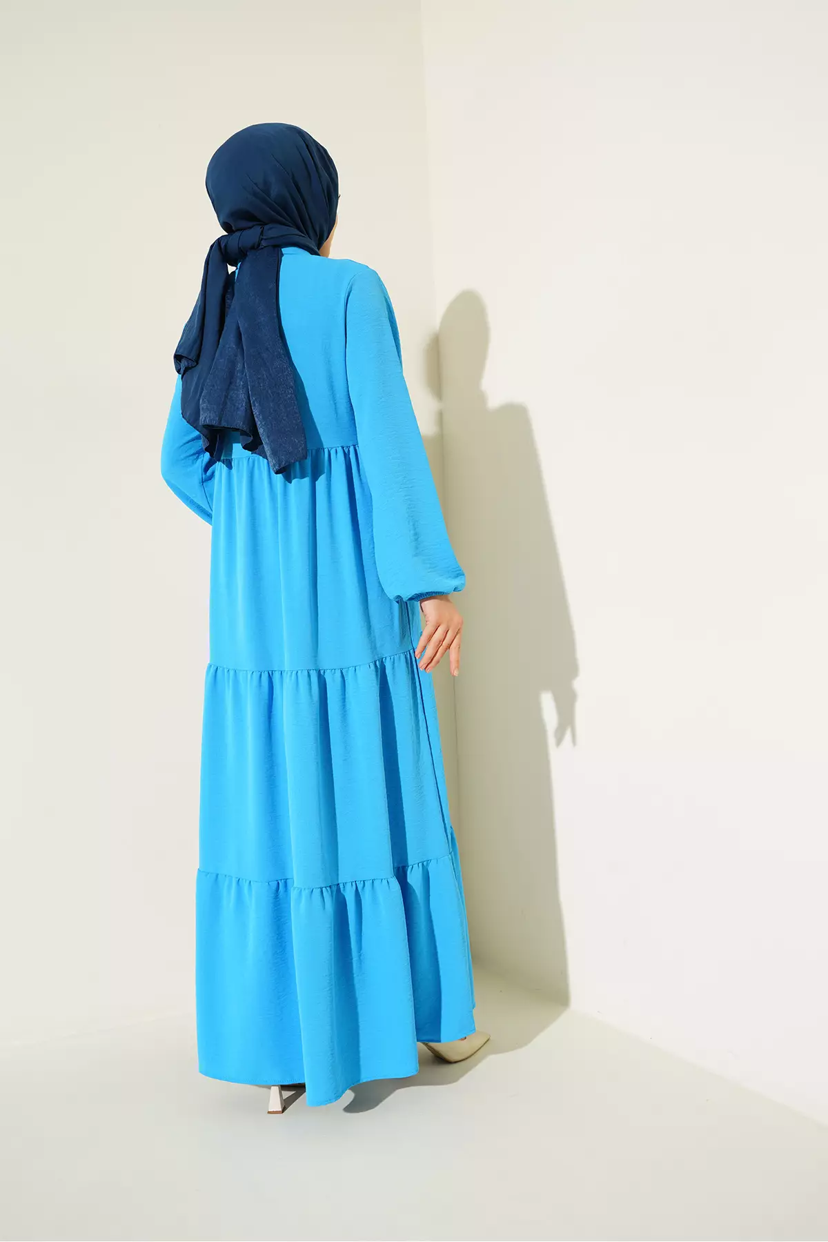 Modest Collar Lace-Up Dress