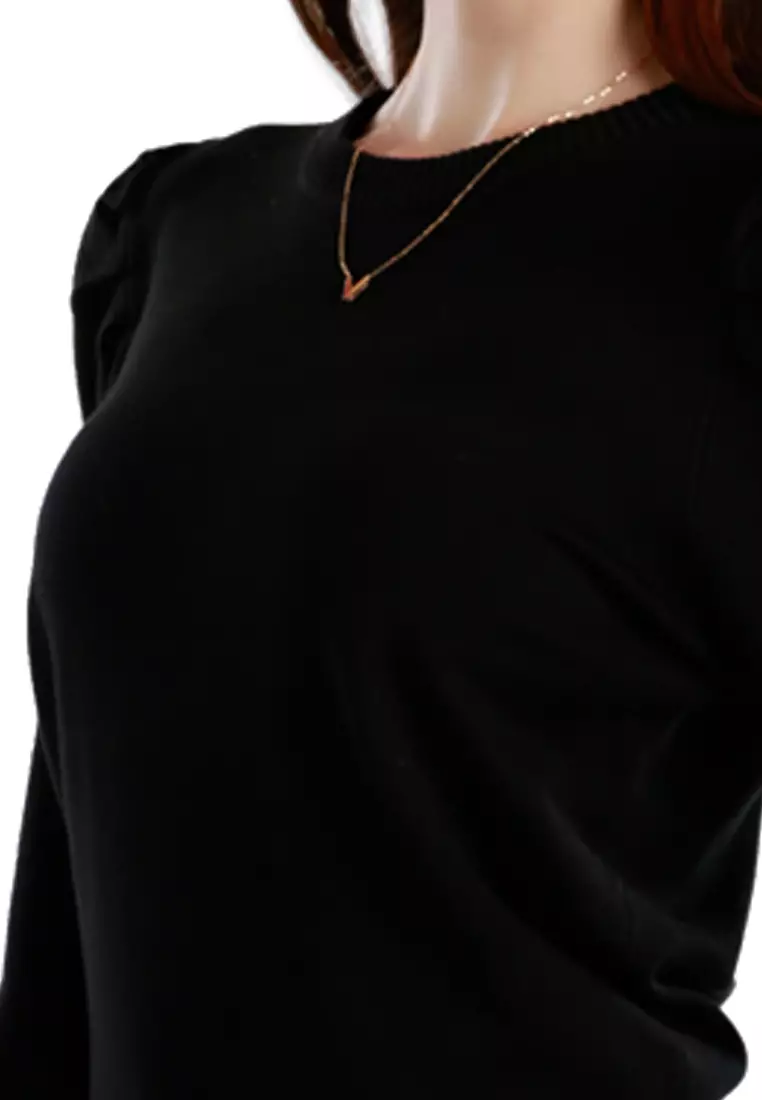 黑色泡泡袖毛衣