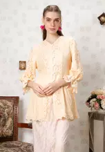 SOFT YELLOW