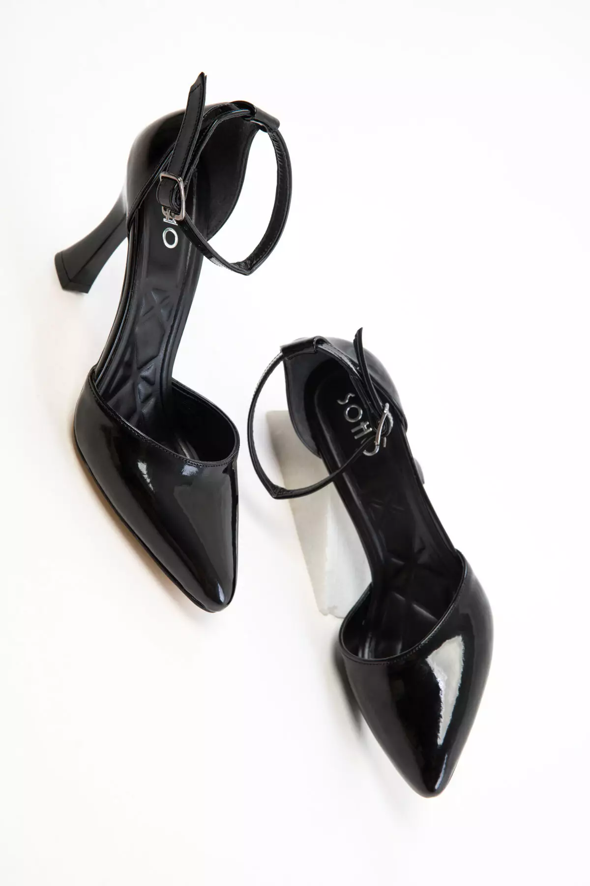 Black Patent Leather Women's Classic Heeled Shoes 17844