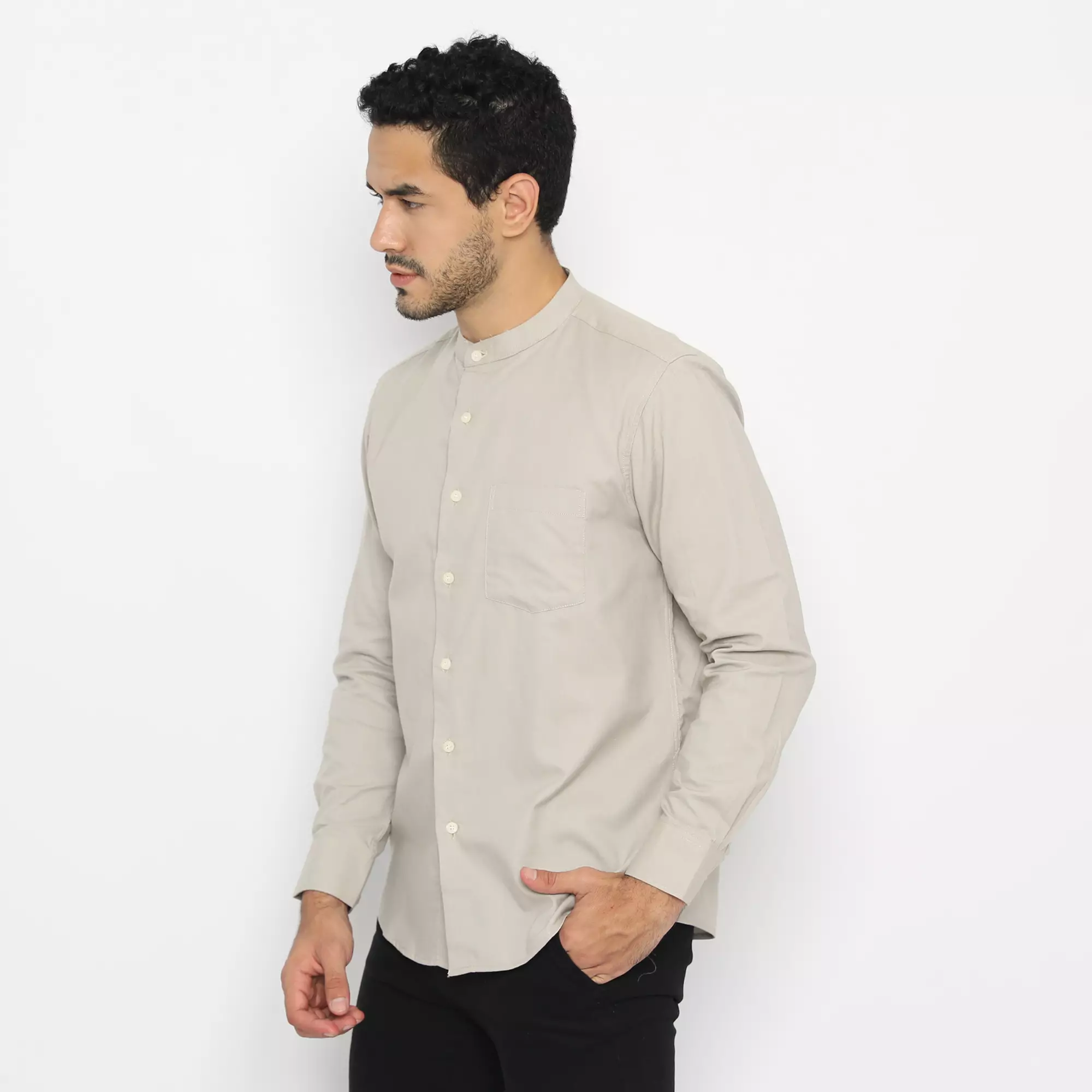 Platini Kemeja Pria Koko Shanghai Lengan Panjang Katun Oxford Cream 22030