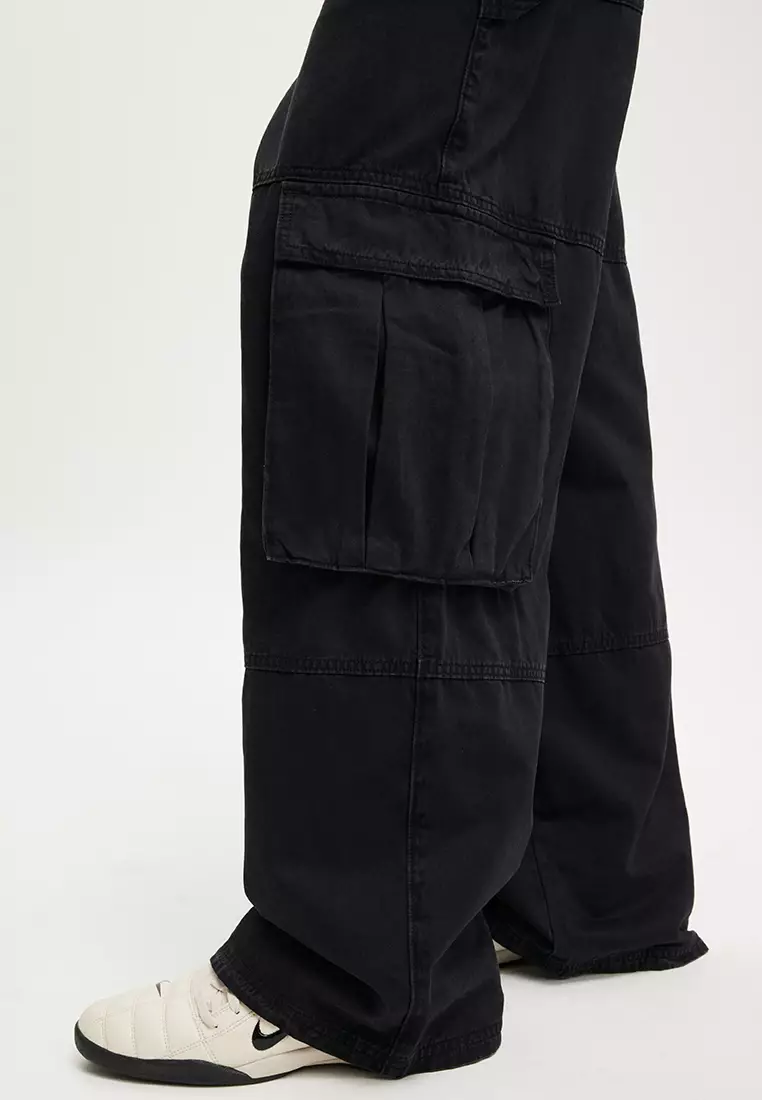 Super Baggy Cargo Pants