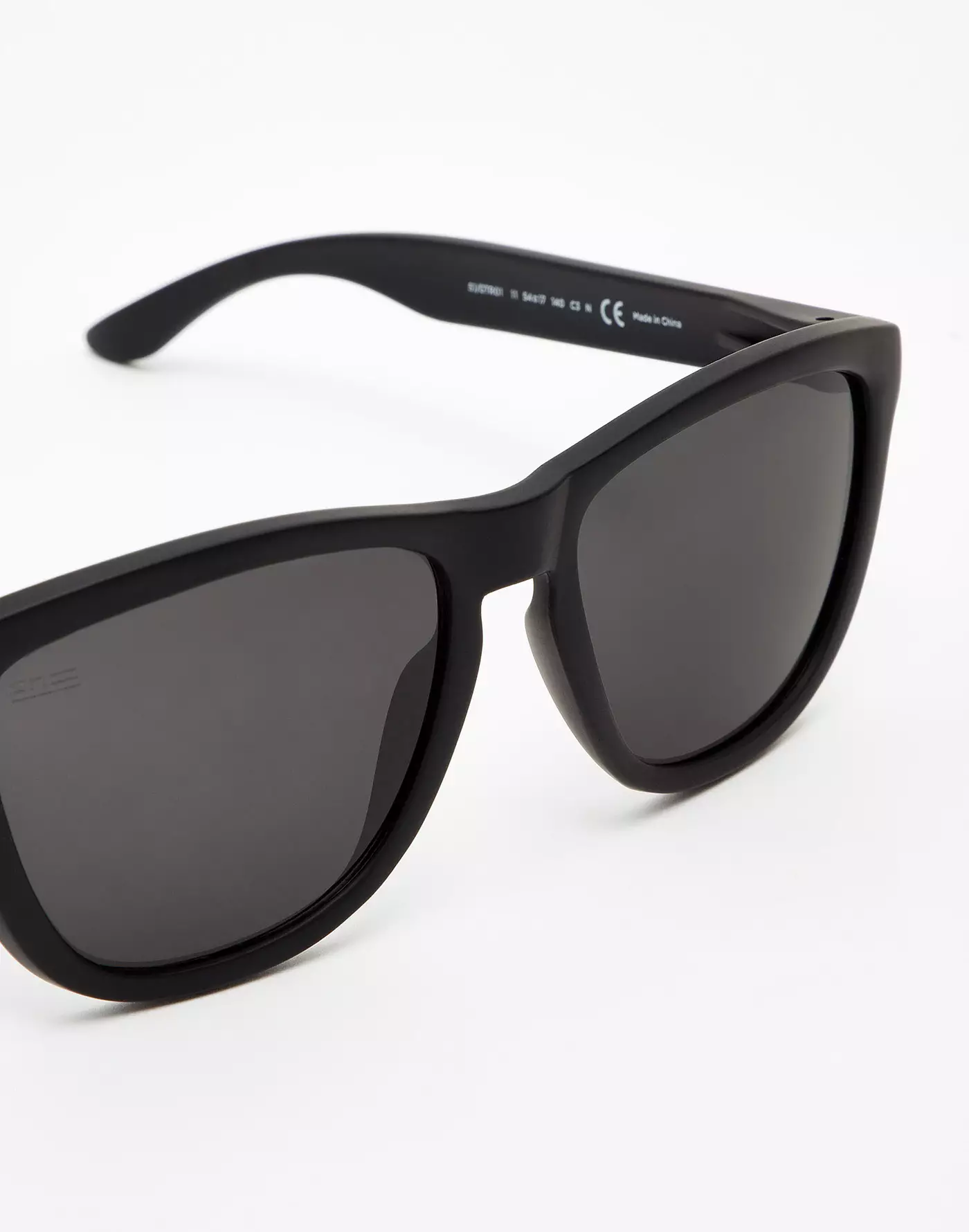 ONE Sunglasses for Men and Women. unisex. Official product designed in Spain