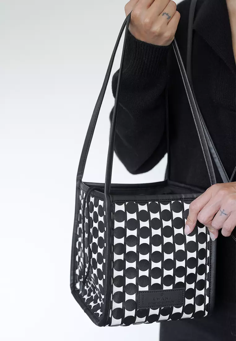 Kwani Handmade Weaving Tote Medium Black White