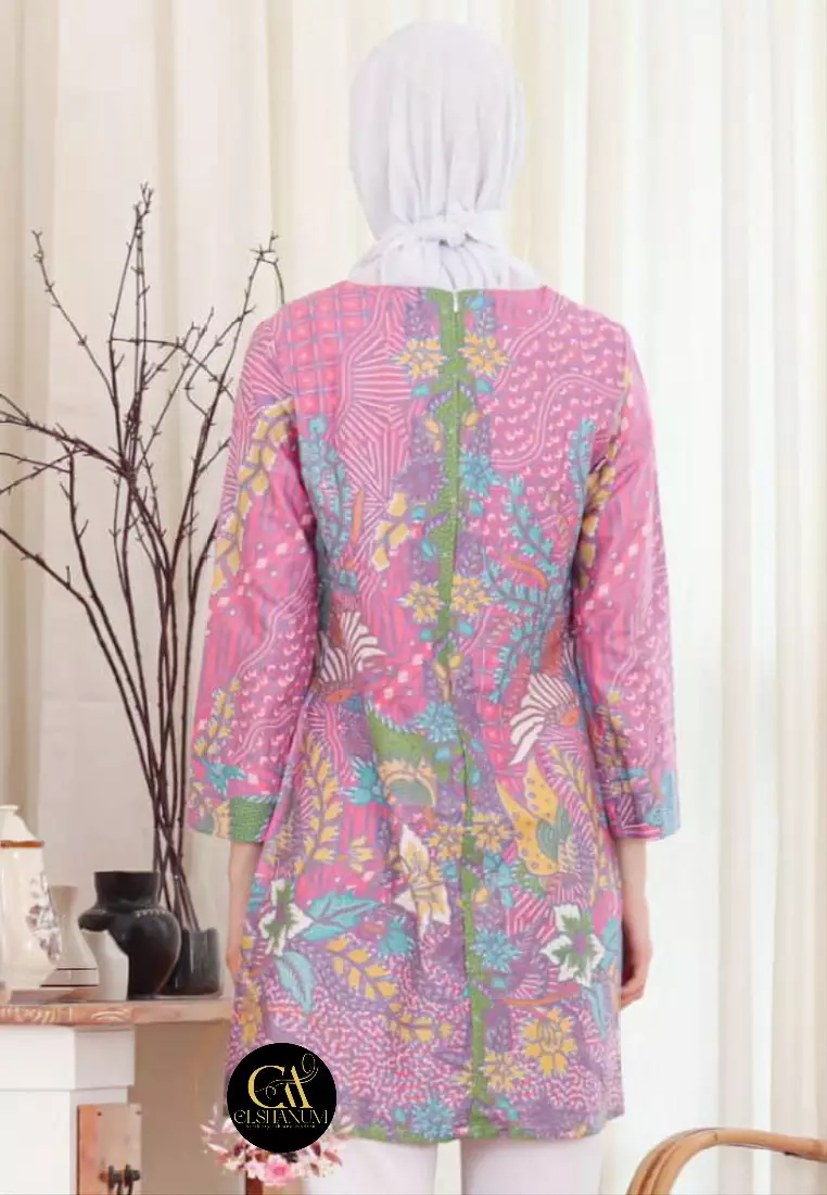 Dafhiena Tunik Batik Wanita Casual Modern Lengan Panjang