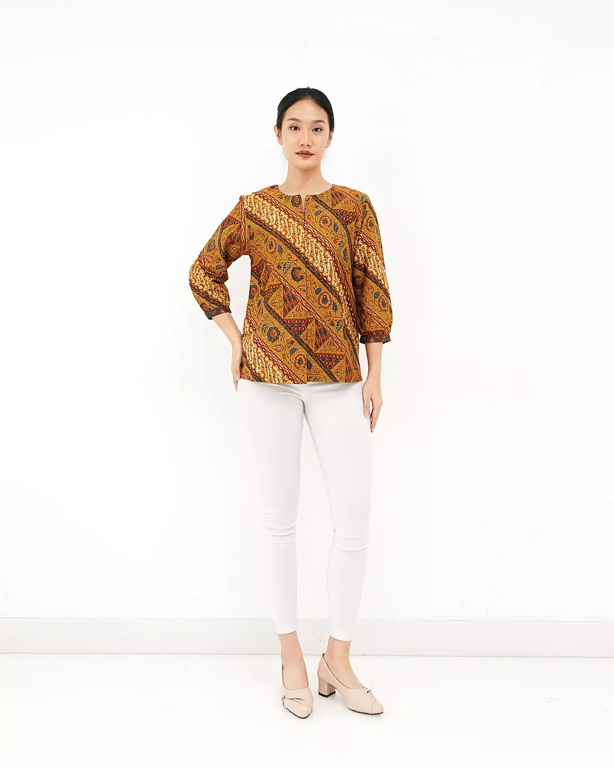 Blouse Lengan Panjang Batik Motif Pesona 3 Negeri